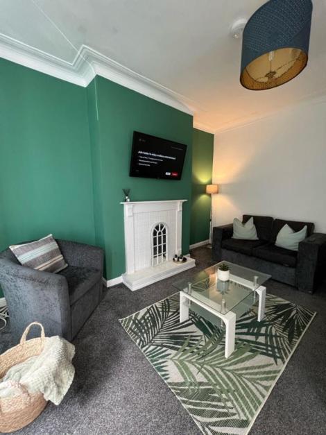 Moorfield Street Guesthouse ลีดส์ ภายนอก รูปภาพ