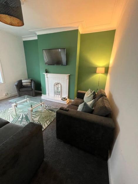 Moorfield Street Guesthouse ลีดส์ ภายนอก รูปภาพ
